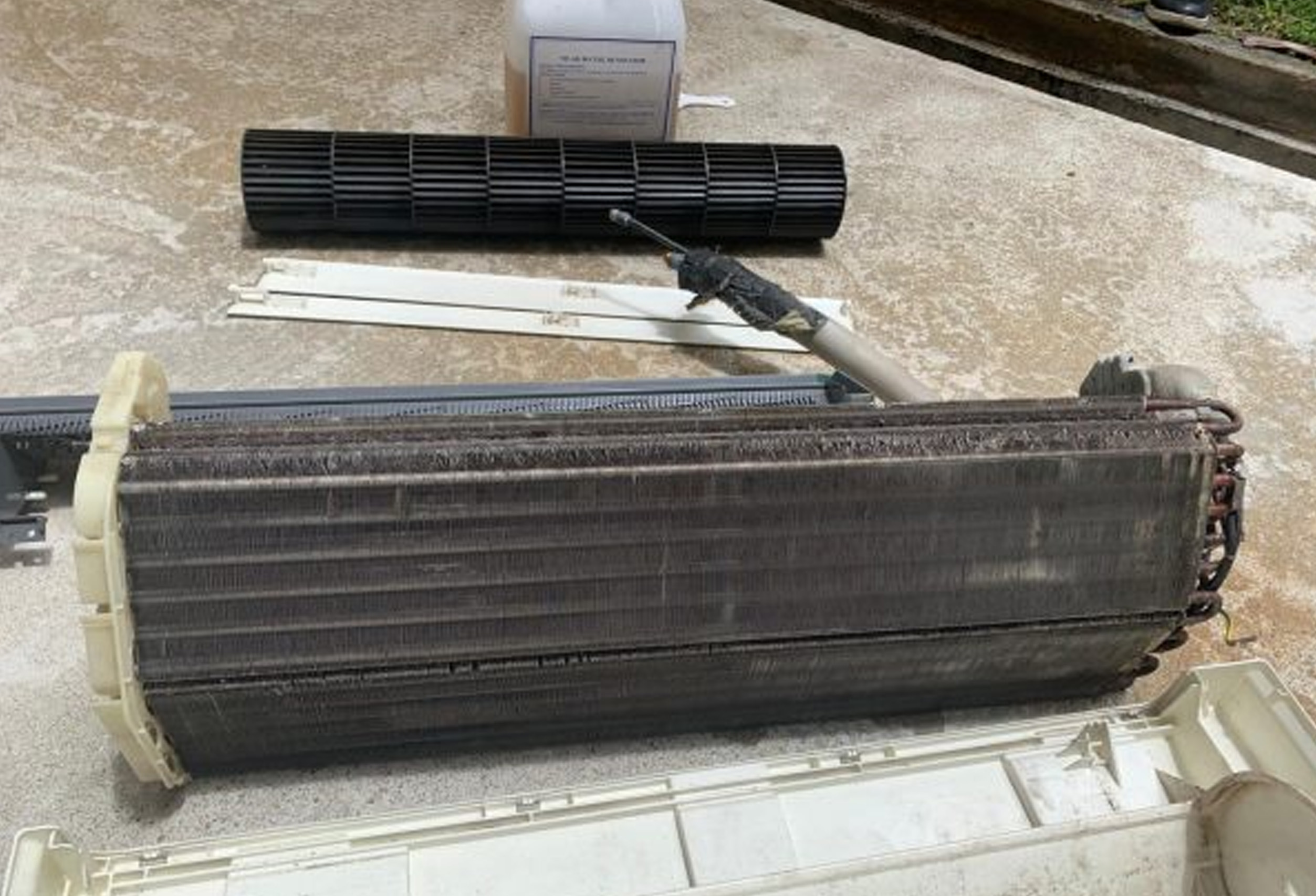 Before chemical wash aircon indoor unit coil and blower covered with dust and mold